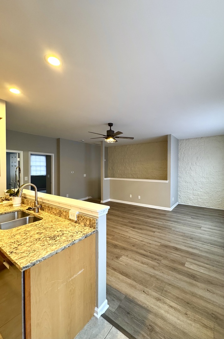 235 N Sacramento Street C