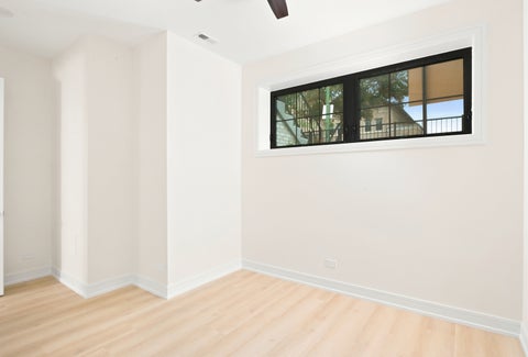 Tiny photo for 513 W 28th Place, Chicago, IL 60616 (MLS # 12770974)