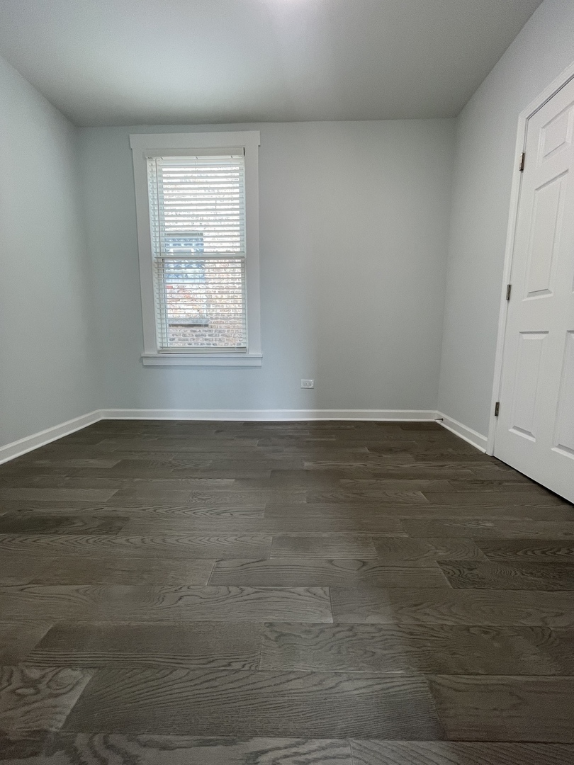 Chicago, Illinois 60647, United States, 3 Bedrooms Bedrooms, ,1 BathroomBathrooms,Residential,Active,215220