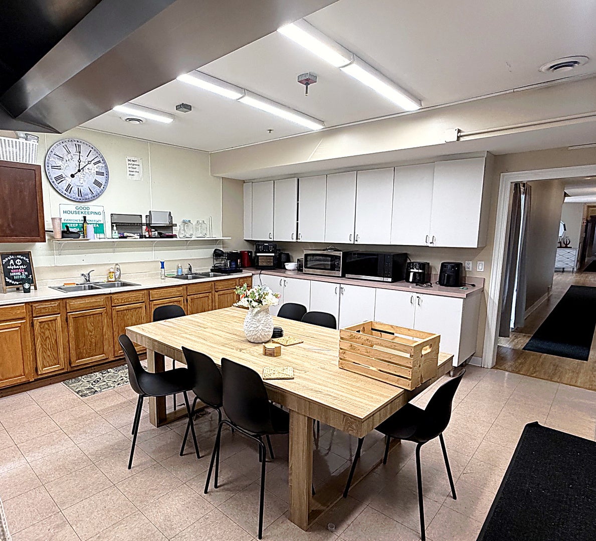 1115 N Annie Glidden Road