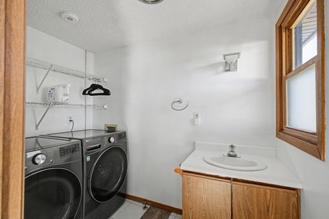 Tiny photo for 123 Heather Lane, Streamwood, IL 60107 (MLS # 12572315)