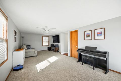 Tiny photo for 123 Heather Lane, Streamwood, IL 60107 (MLS # 12572315)
