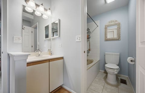 Tiny photo for 8037 Wildwood Lane, Darien, IL 60561 (MLS # 12709589)