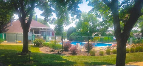 Tiny photo for 8037 Wildwood Lane, Darien, IL 60561 (MLS # 12709589)