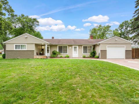 Photo of 3731 Wren Lane, Rolling Meadows, IL 60008 (MLS # 12697225)