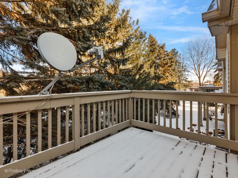 Tiny photo for 121 Commons Court, Wheeling, IL 60090 (MLS # 12548139)