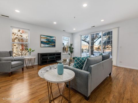 Tiny photo for 121 Commons Court, Wheeling, IL 60090 (MLS # 12548139)