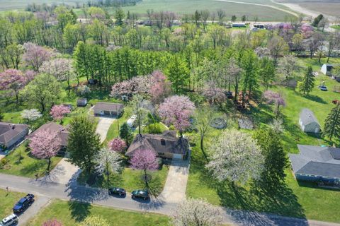 Tiny photo for 1508 N 1329th Road, Streator, IL 61364 (MLS # 12594155)