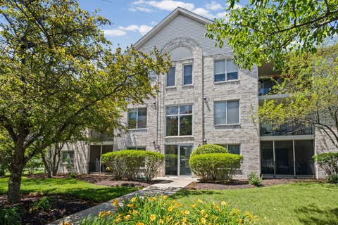 Photo of 6855 Forestview Drive #1D, Oak Forest, IL 60452 (MLS # 12680310)