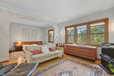 Tiny photo for 5611 S Kenwood Avenue, Chicago, IL 60637 (MLS # 12491486)