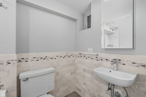 Tiny photo for 5611 S Kenwood Avenue, Chicago, IL 60637 (MLS # 12491486)