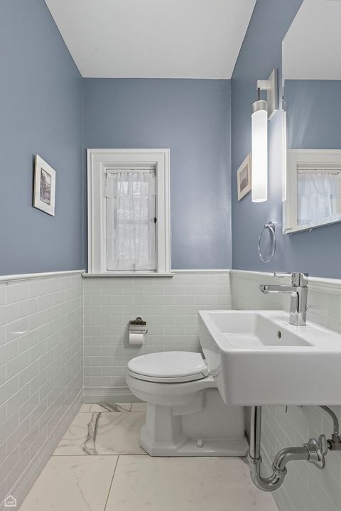 Tiny photo for 5611 S Kenwood Avenue, Chicago, IL 60637 (MLS # 12491486)