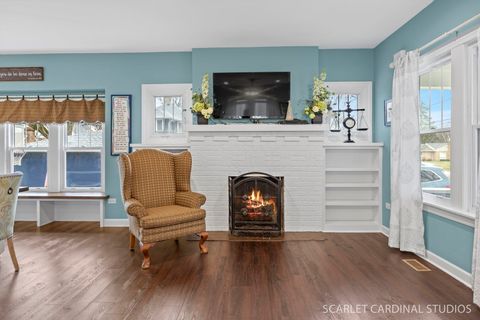Tiny photo for 314 E Jefferson Avenue, Wheaton, IL 60187 (MLS # 12635688)