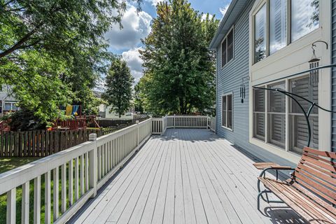 Tiny photo for 251 Cimarron Road, Lombard, IL 60148 (MLS # 12455701)