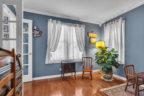 Tiny photo for 251 Cimarron Road, Lombard, IL 60148 (MLS # 12455701)