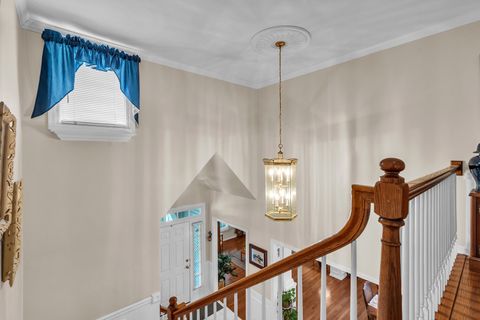 Tiny photo for 251 Cimarron Road, Lombard, IL 60148 (MLS # 12455701)