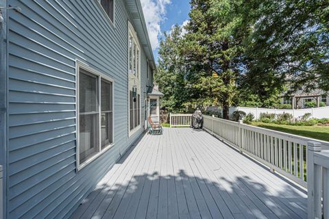 Tiny photo for 251 Cimarron Road, Lombard, IL 60148 (MLS # 12455701)