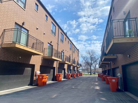 Tiny photo for 3638 S Western Avenue #F, Chicago, IL 60609 (MLS # 12472151)