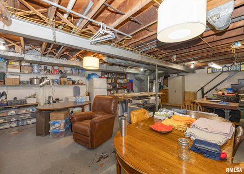 Tiny photo for 3525 CLEVELAND Street, Clinton, IA 52732 (MLS # QC4267720)