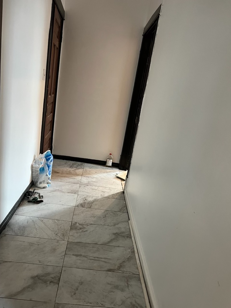 7431 S Saint Lawrence Avenue