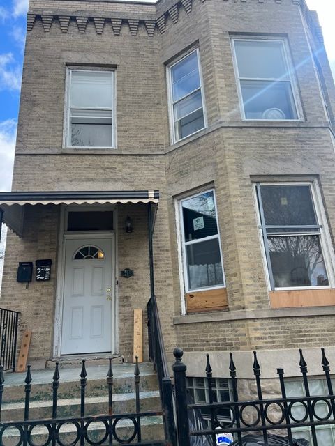 7431 S Saint Lawrence Avenue Chicago IL 60619