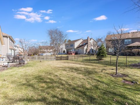 Tiny photo for 27W412 Chartwell Drive, Winfield, IL 60190 (MLS # 12601327)