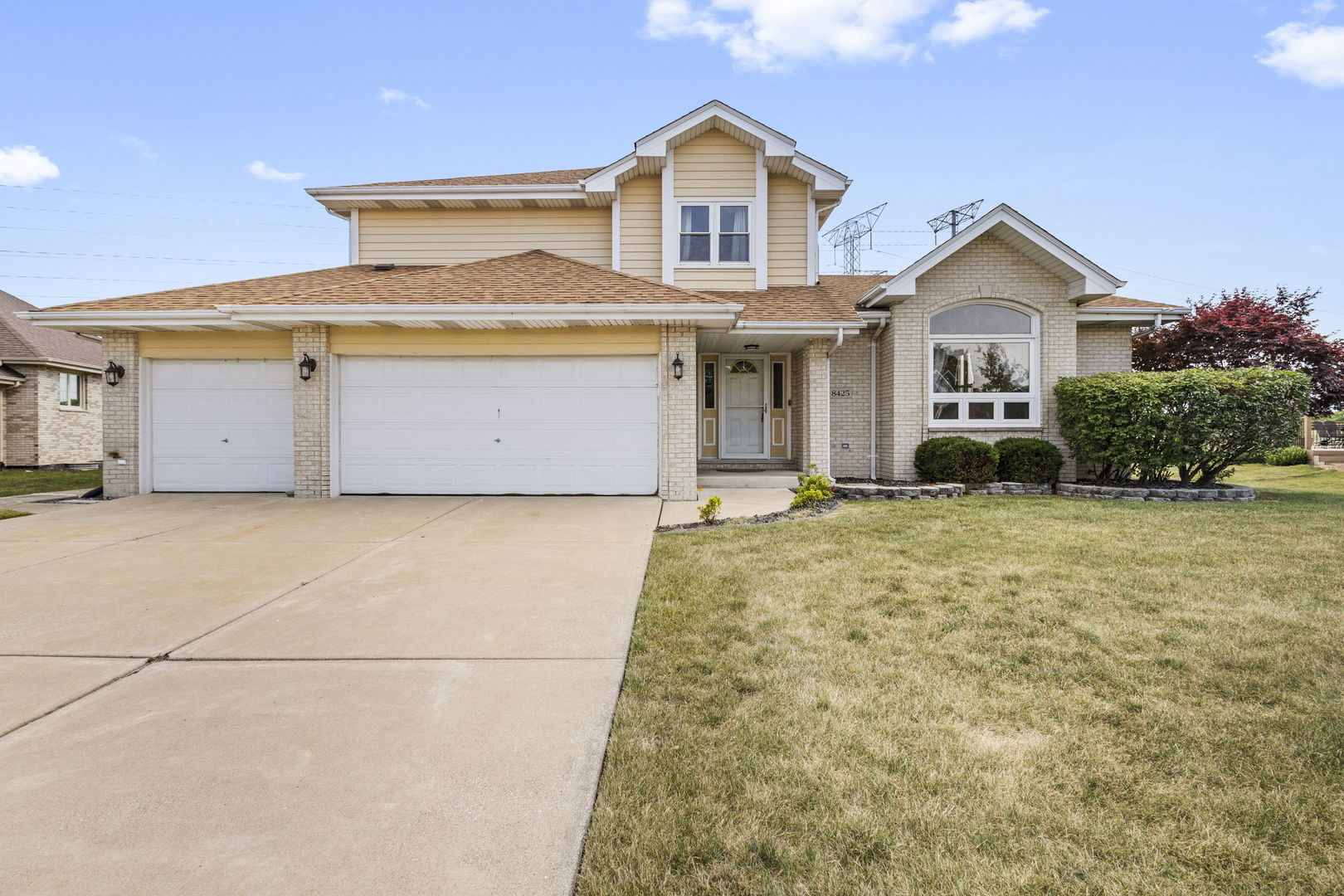 8425 Brookside Glen Drive