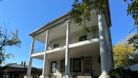 10628 S Longwood Drive Chicago IL 60643