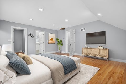 Tiny photo for 2S365 Milton Avenue, Glen Ellyn, IL 60137 (MLS # 12502762)