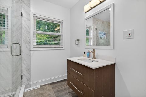 Tiny photo for 2S365 Milton Avenue, Glen Ellyn, IL 60137 (MLS # 12502762)