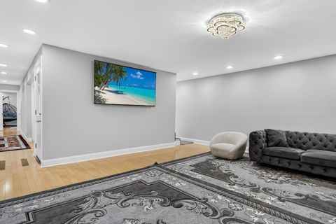 Tiny photo for 2S365 Milton Avenue, Glen Ellyn, IL 60137 (MLS # 12502762)