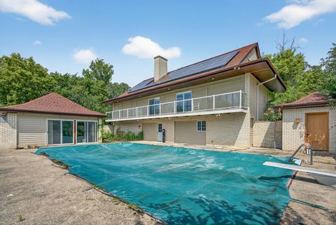 Tiny photo for 2S365 Milton Avenue, Glen Ellyn, IL 60137 (MLS # 12502762)