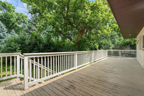 Tiny photo for 2S365 Milton Avenue, Glen Ellyn, IL 60137 (MLS # 12502762)