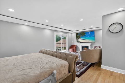 Tiny photo for 2S365 Milton Avenue, Glen Ellyn, IL 60137 (MLS # 12502762)