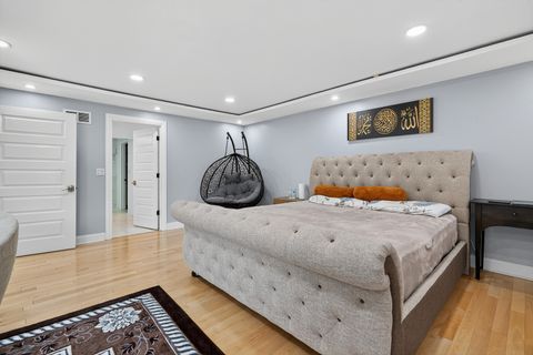 Tiny photo for 2S365 Milton Avenue, Glen Ellyn, IL 60137 (MLS # 12502762)