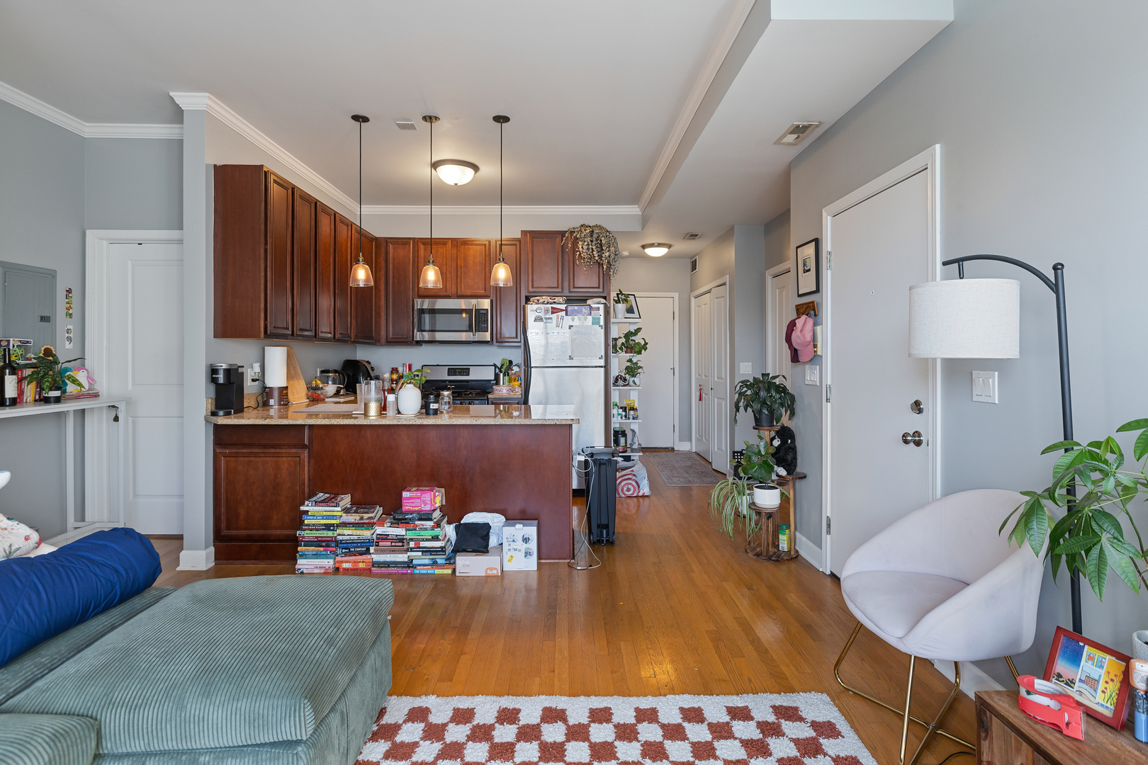 2714 N Kedzie Avenue 3