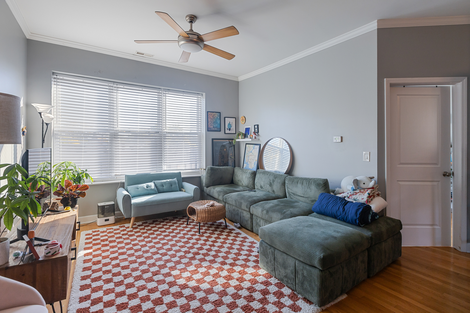 2714 N Kedzie Avenue 3