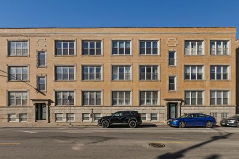 Photo of 2714 N Kedzie Avenue #3, Chicago, IL 60647 (MLS # 12507368)