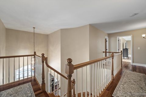 Tiny photo for 1309 Fox Chase Boulevard, St. Charles, IL 60174 (MLS # 12483858)