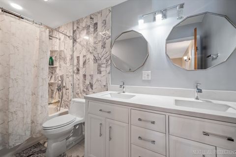 Tiny photo for 1309 Fox Chase Boulevard, St. Charles, IL 60174 (MLS # 12483858)