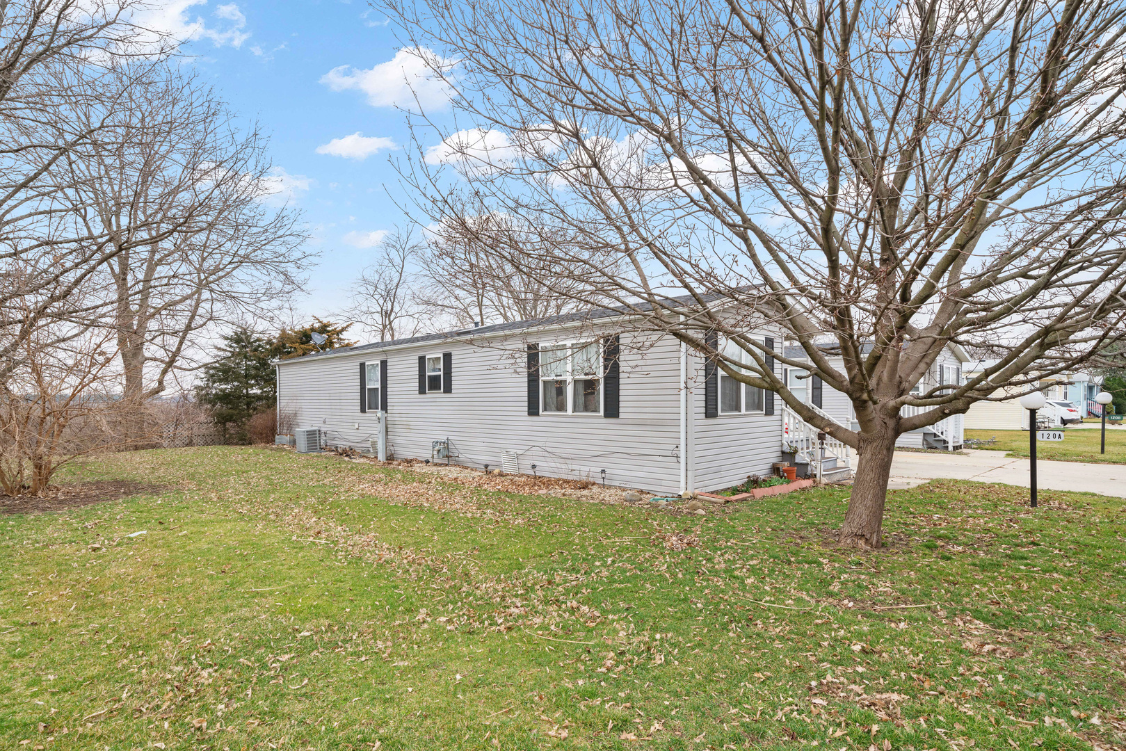 120 Cardinal Lane A