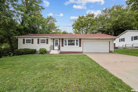 Photo of 1406 15TH Street, Silvis, IL 61282 (MLS # QC4268767)