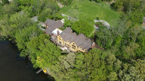 Tiny photo for 8425 Hickory Court, Burr Ridge, IL 60527 (MLS # 12572525)