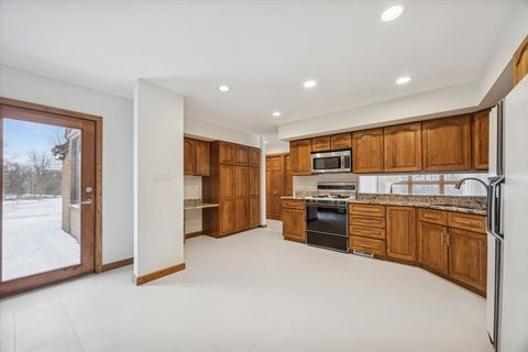 Tiny photo for 8425 Hickory Court, Burr Ridge, IL 60527 (MLS # 12572525)