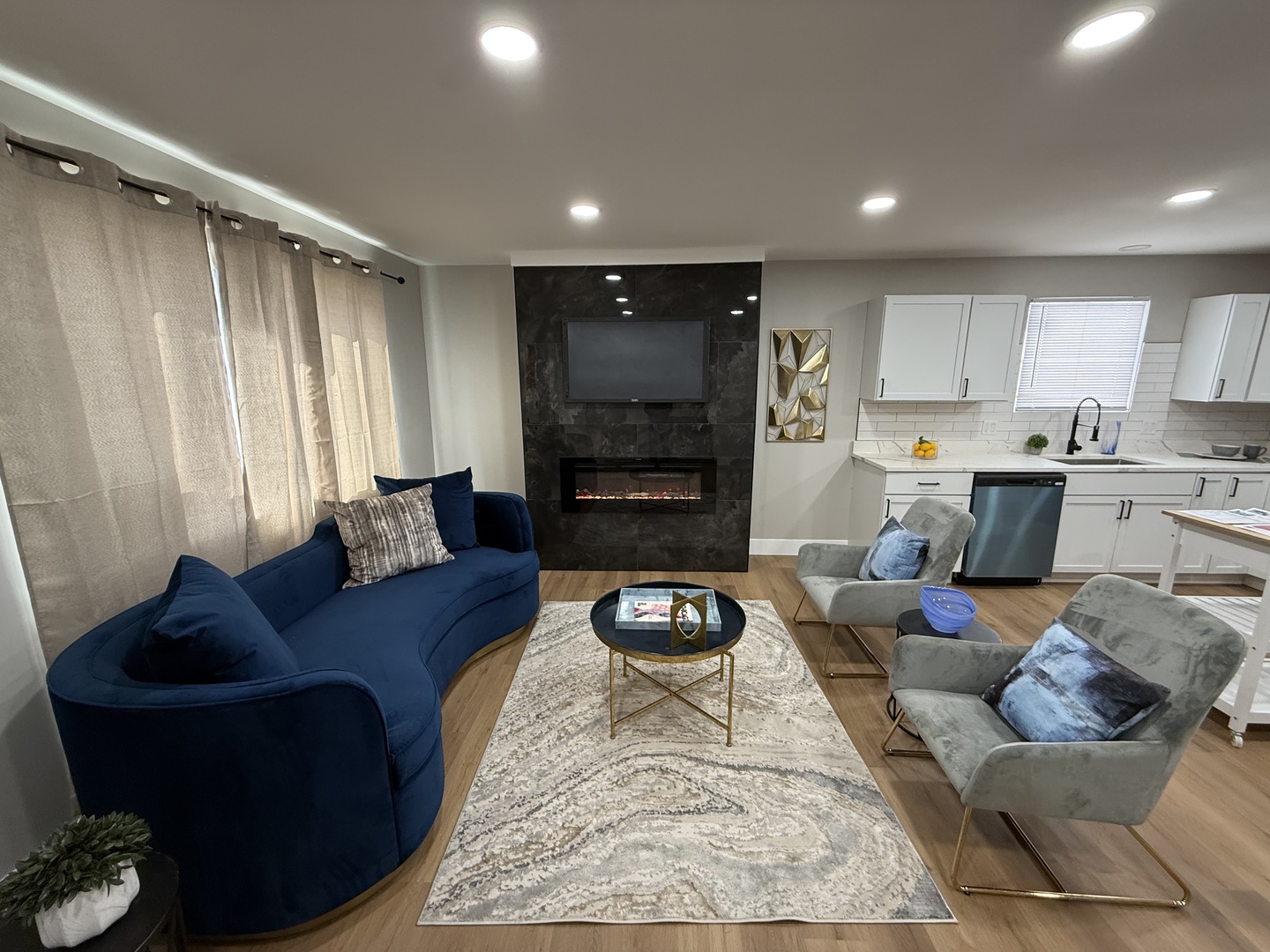 304 W 111th Street