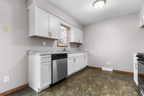 Tiny photo for 2523 Bluffside Drive, Rockford, IL 61109 (MLS # 12604299)