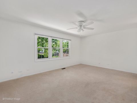 Tiny photo for 1039 Oakview Drive, Wheaton, IL 60187 (MLS # 12681214)