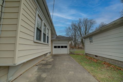 A home in Watseka