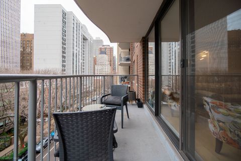 Tiny photo for 1250 N DEARBORN Street #5B, Chicago, IL 60610 (MLS # 12485703)