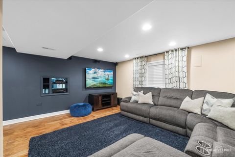 Tiny photo for 233 Briarheath Lane, Naperville, IL 60565 (MLS # 12572184)